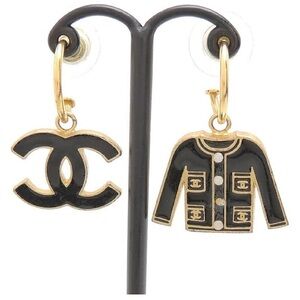 ❌SOLD❌Chanel Enamel CoCo Jacket Dangling Stud Earrings 24K